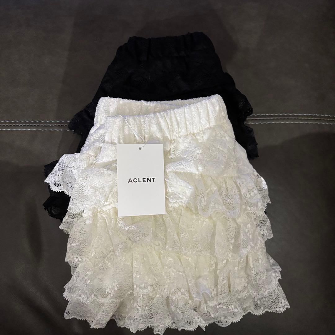 aclent レースフリルショートパンツ