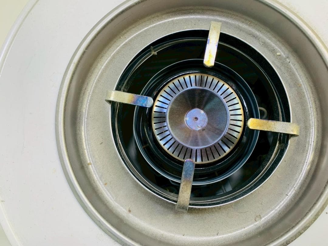 240Z トヨトミ 石油コンロ HH-210 ホワイト2017年製 送料込