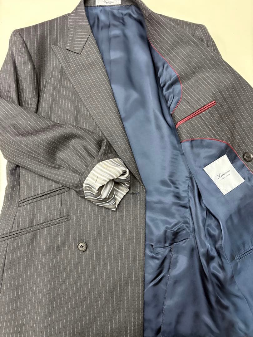 【美品】TENORAS スリーピースダブルスーツ M