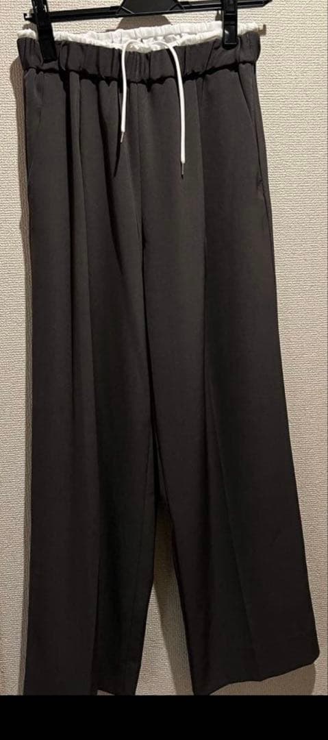 メゾンドドルチェmaison de Dolce. 　ダブルウエストＰＴ　グレー