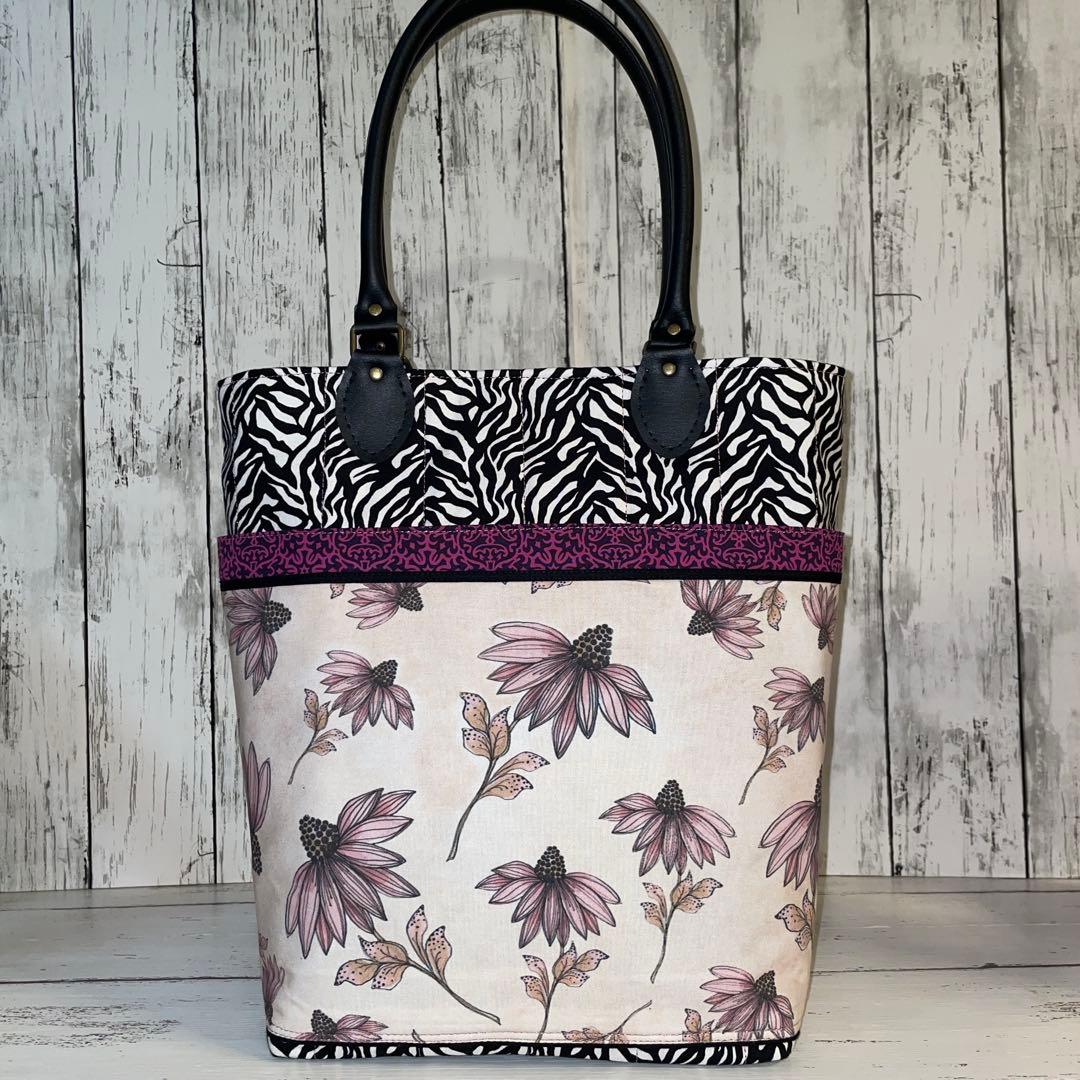 ロラライハリス 縦長トートバッグ、ワイヤーポーチセット