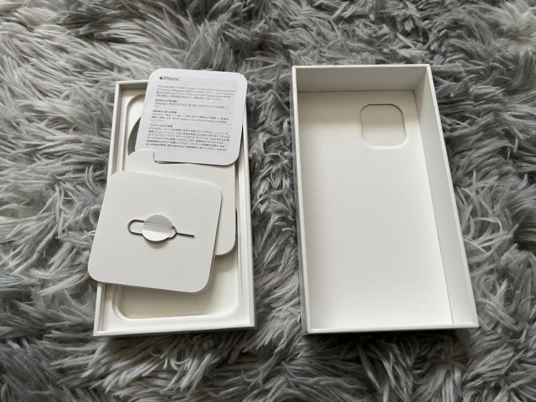 Apple iPhone 12mini 128GB ホワイト　本体