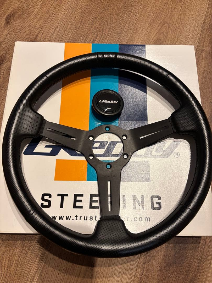 グレッディ ステアリング