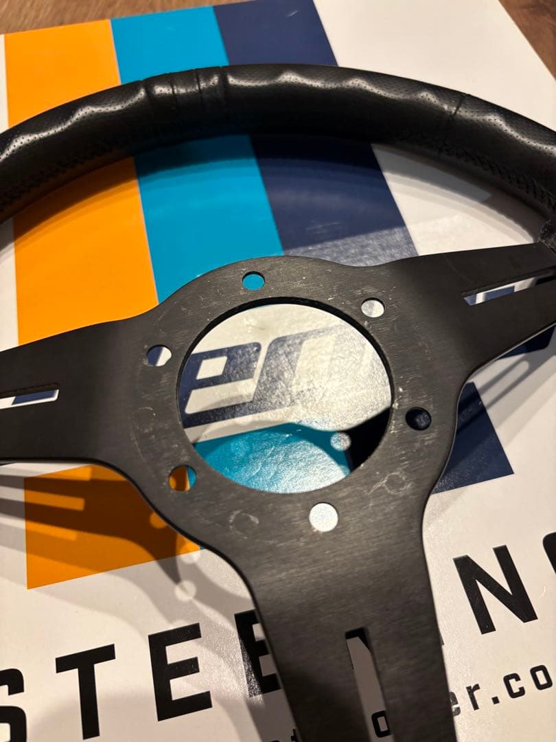 グレッディ ステアリング