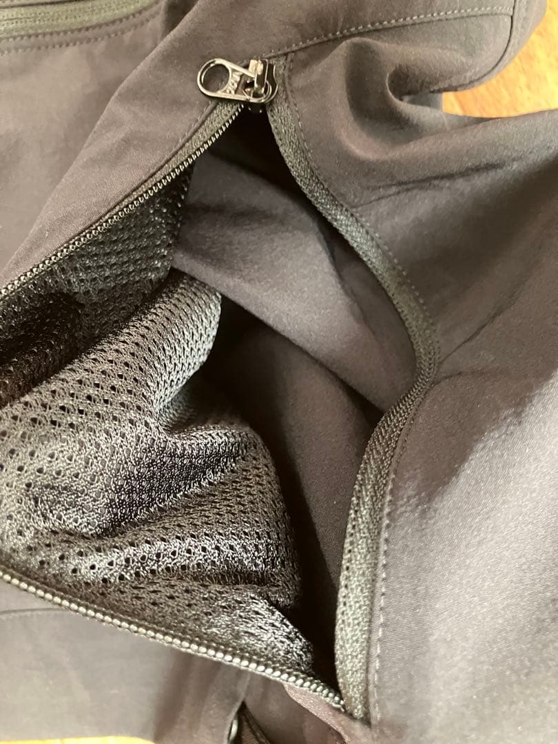 Y*）様 【新品売切】ARC'TERYX Gamma Lightweight s