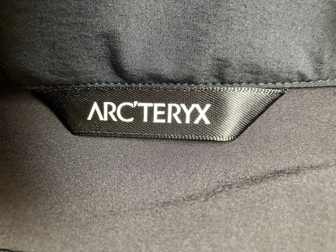 Y*）様 【新品売切】ARC'TERYX Gamma Lightweight s
