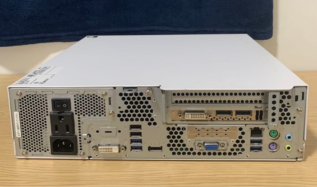 【美品】富士通 デスクトップ i7 8700 16/1TB Office2021