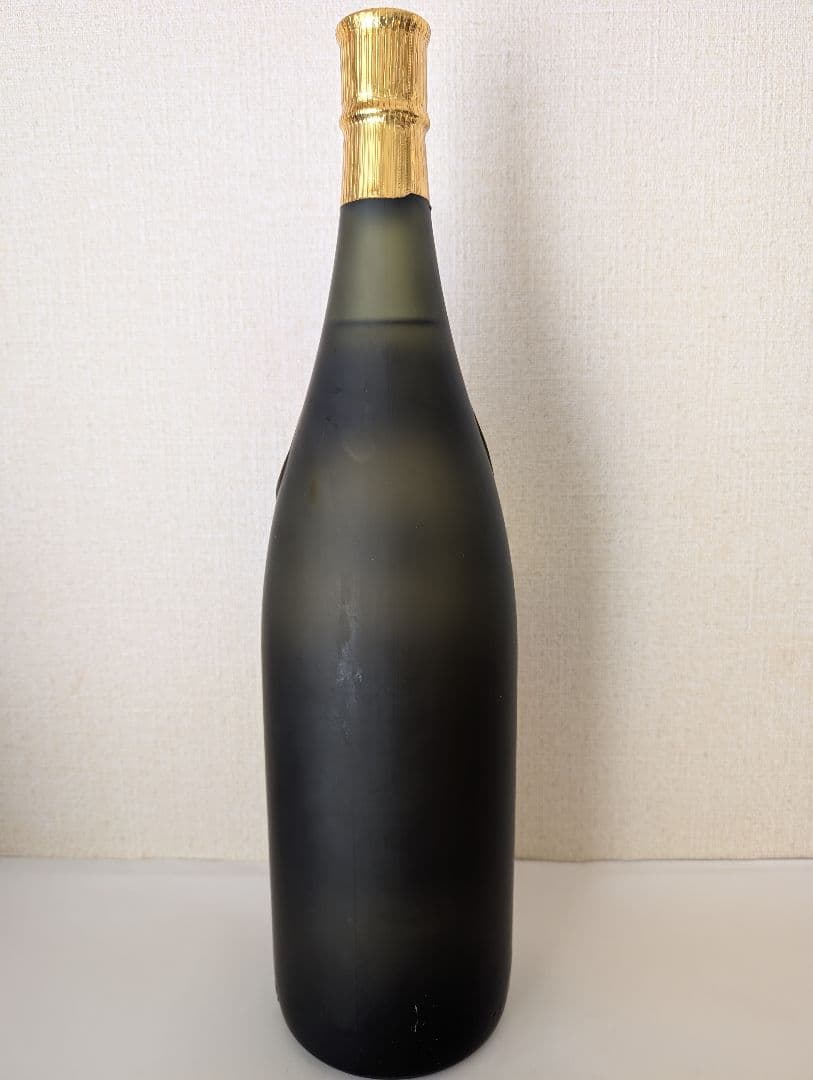 Fut OJT　本場泡盛 八重泉 樽熟成古酒 43度 １８００ml