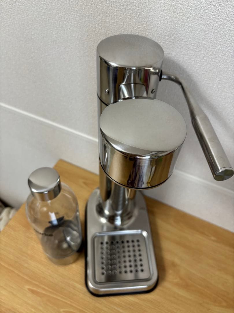 【美品】aarke アールケ Carbonator 3 炭酸水メーカー シルバー