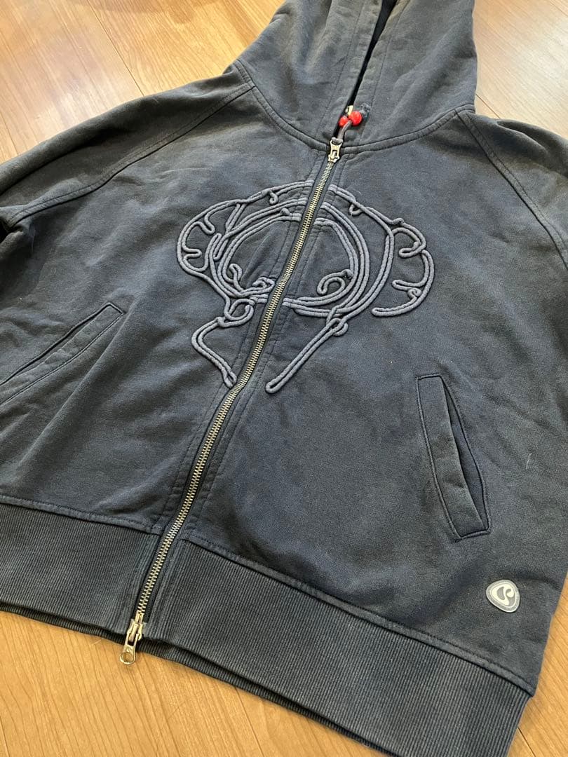 Coyseio ダークグレー フード付きジップパーカー