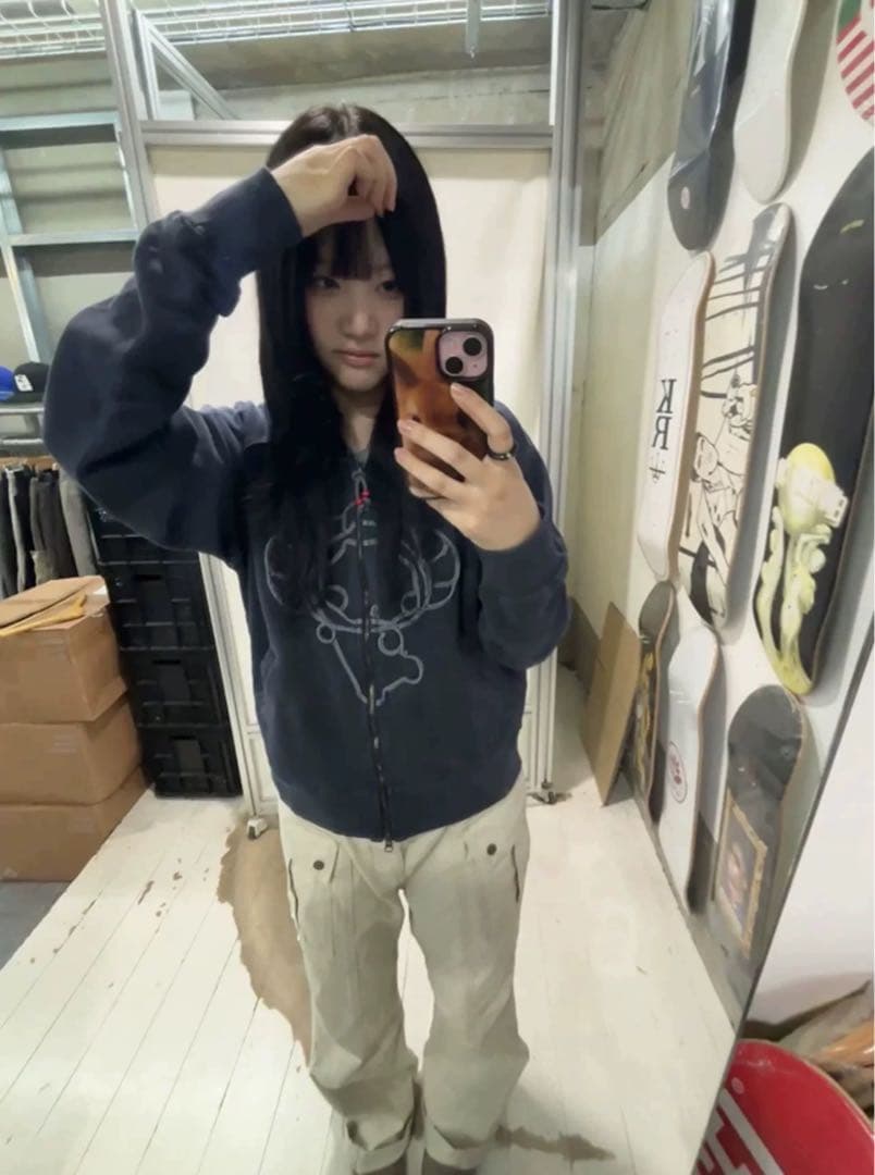 Coyseio ダークグレー フード付きジップパーカー