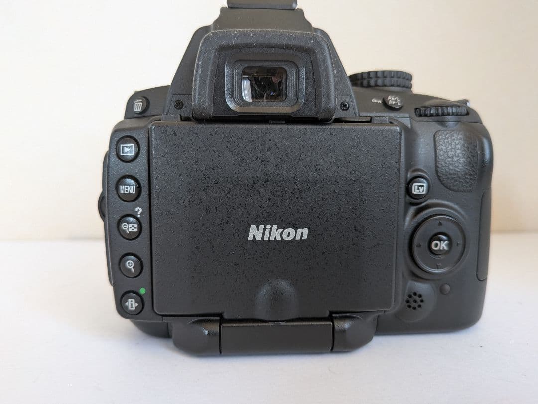 ✨️1129ショット✨️Nikon D5000 デジタル一眼レフカメラ 本体