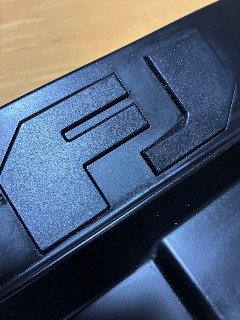 【美品】FJクルーザーGSJ15W型 2006−2020年ボンネットダクト