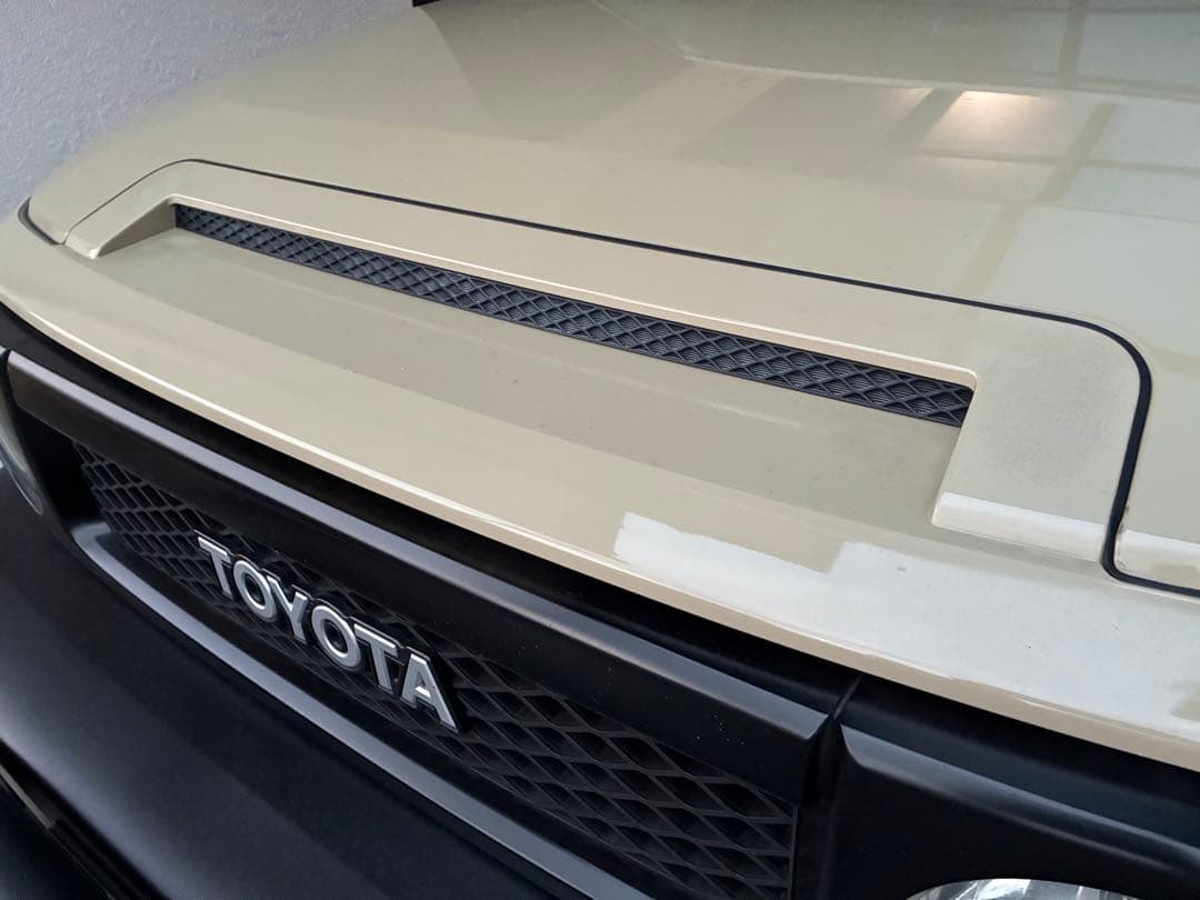 【美品】FJクルーザーGSJ15W型 2006−2020年ボンネットダクト