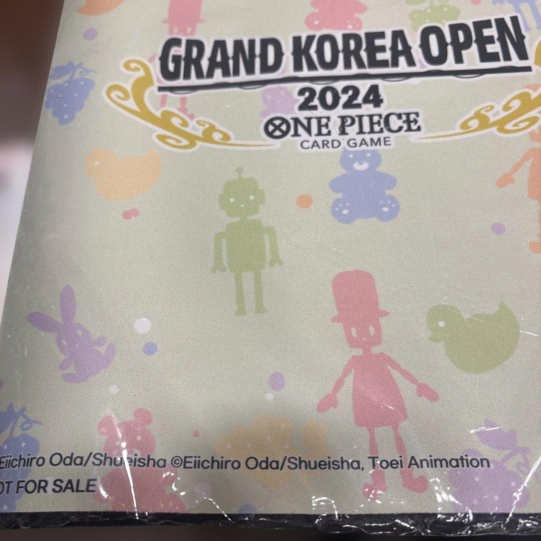 韓国限定 ONE PIECEカード プレイマット　シュガー