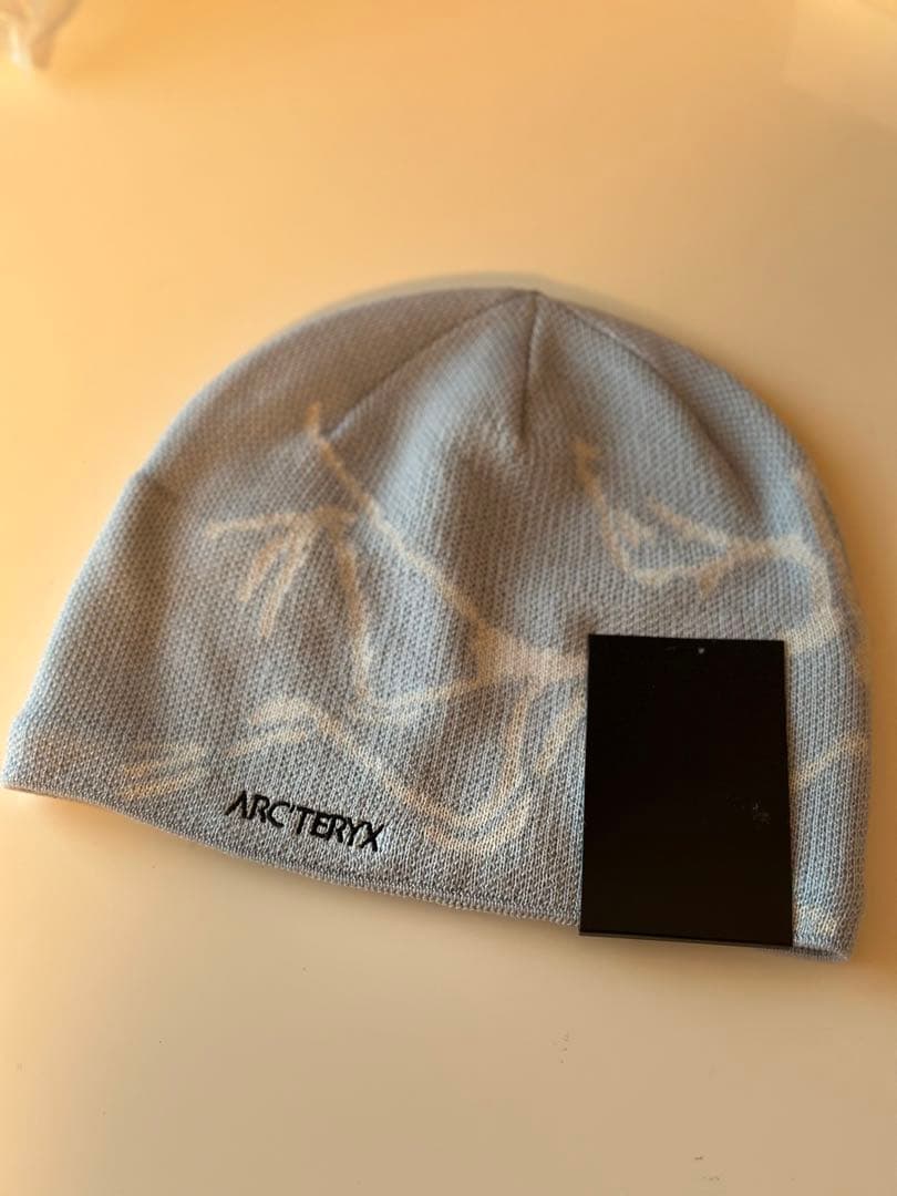 ARC'TERYX ビーニー ニット帽 ライトブルー