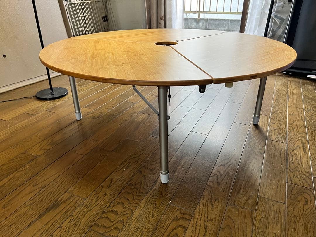 neutral outdoor バンブーラウンドテーブル