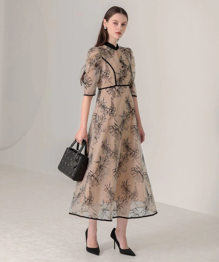 LEJA パイピングハイネック花柄ラメレースワンピースドレス