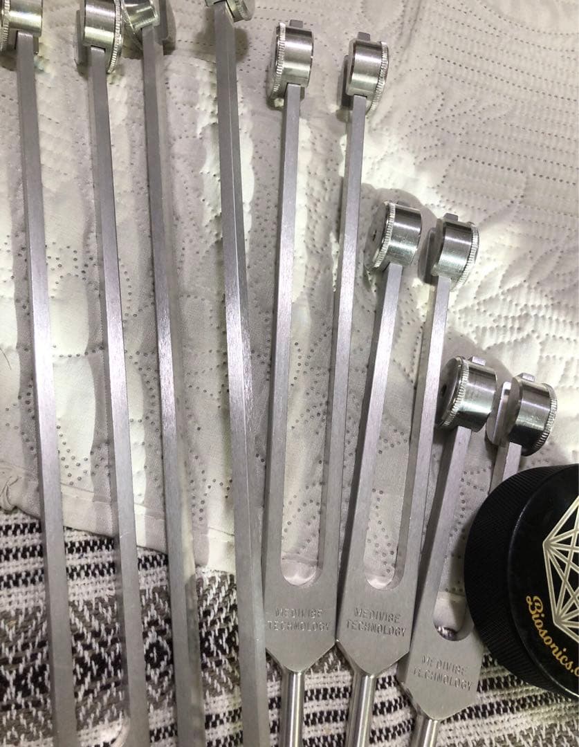 MEDIVIBE社 ボーンチューナー＋ボーンオーム 音叉 アクティベーター