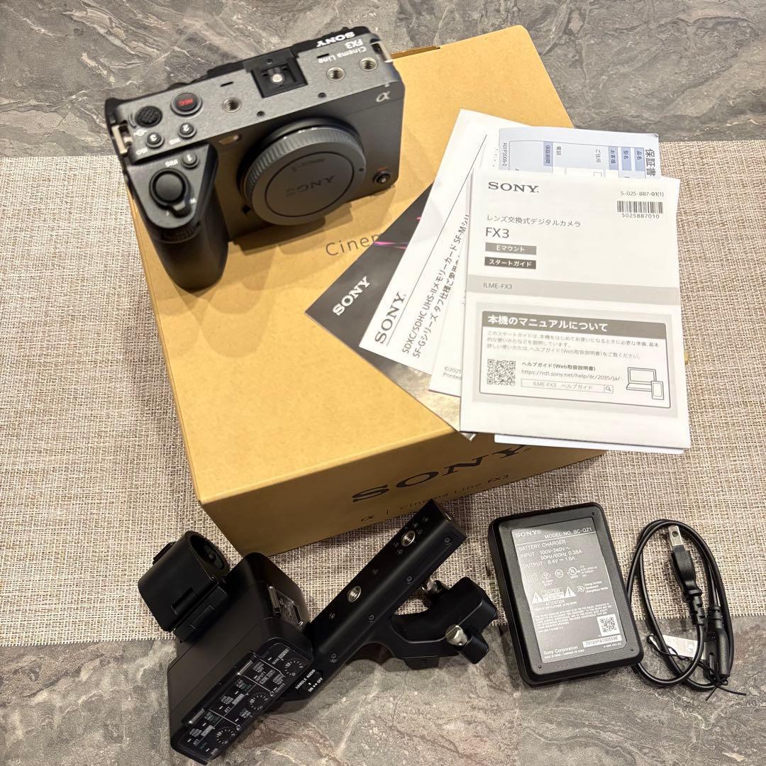 【美品】SONY ILME-FX3 ILME-FX3 一眼レフ　カメラ