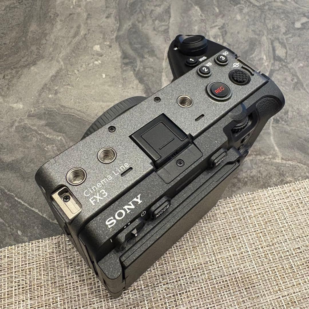 【美品】SONY ILME-FX3 ILME-FX3 一眼レフ　カメラ