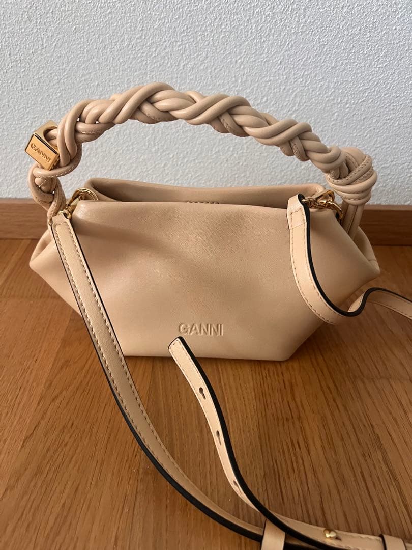 GANNI ボウバッグ ミニ バタークリーム