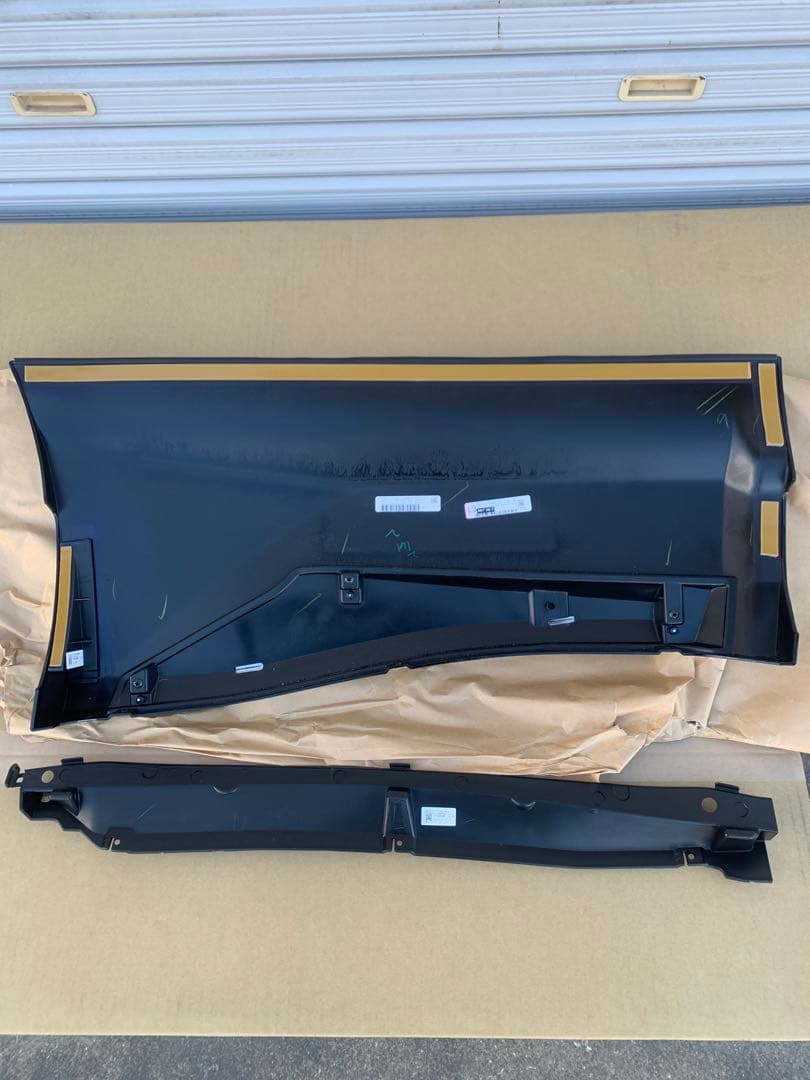 ハリアー80 モデリスタ サイドスカート 新品 カラー219 左リヤドア