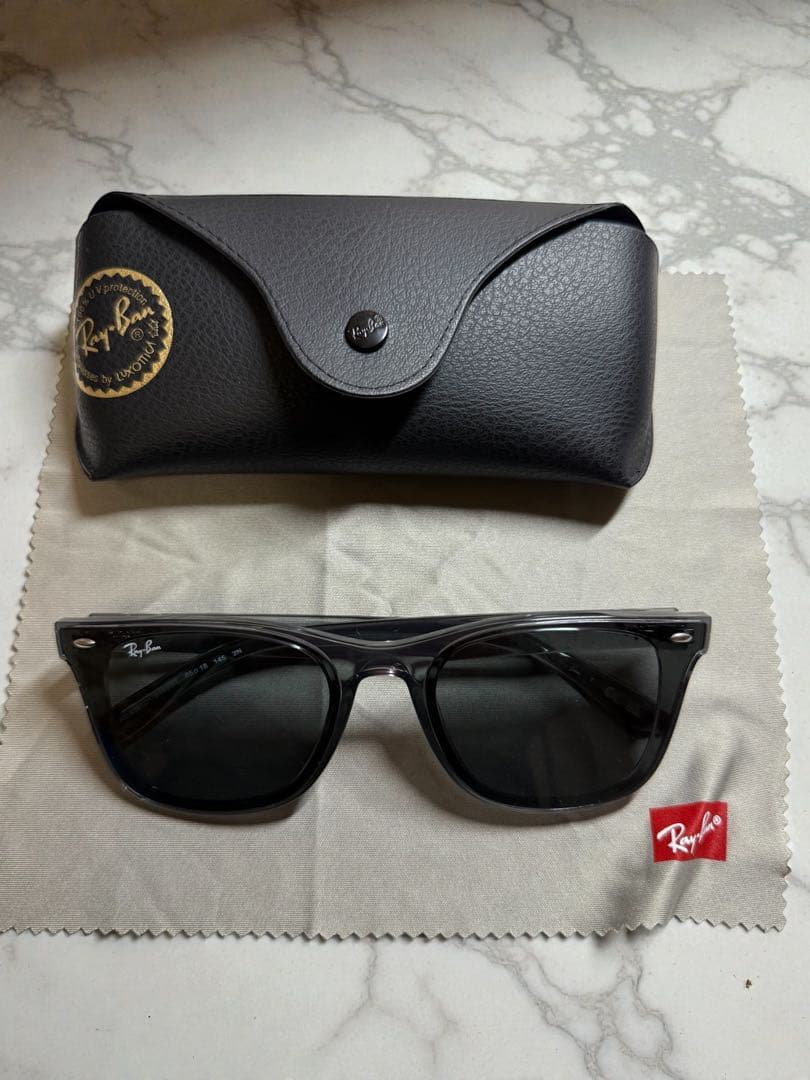 Ray Ban サングラスRB4391D