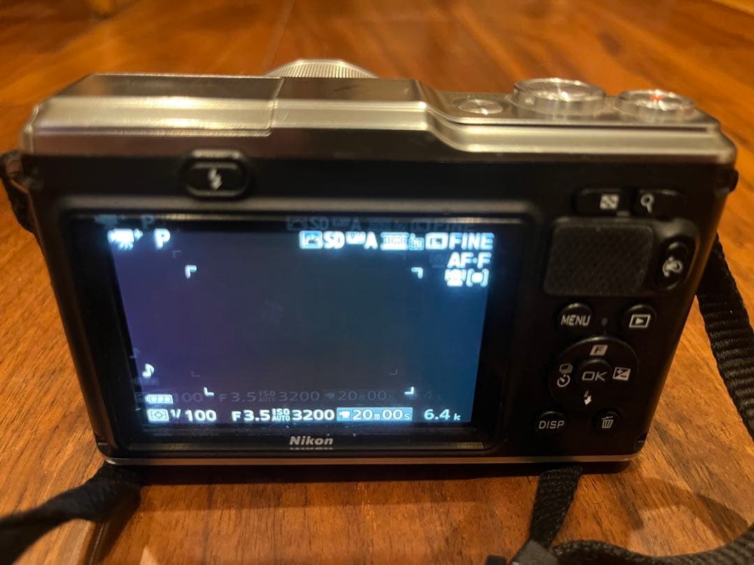 Nikon AW1 カメラ　防水　水中撮影　アウトドア