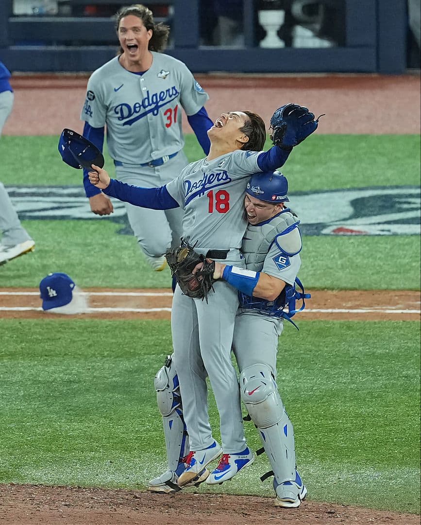 ベニードジャース 山本由伸WS MVP！A3ポスターフレーム付きセット