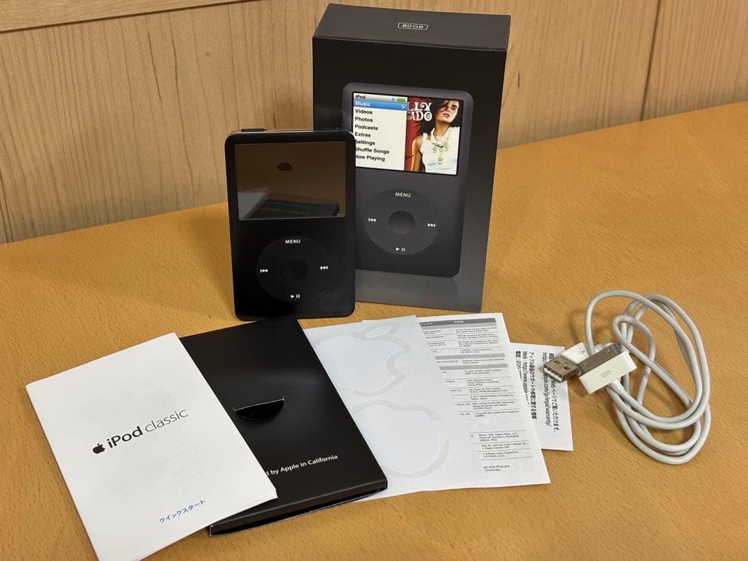 Apple iPod Classic 80GB ケーブル 箱付き！