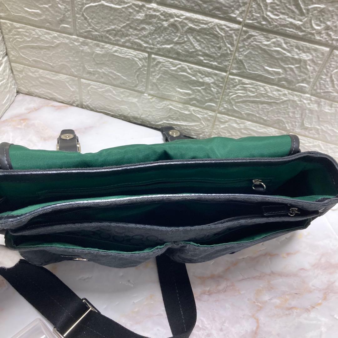 専用です❣️購入しないでください❣️COACH コーチショルダーバッグ　F70283