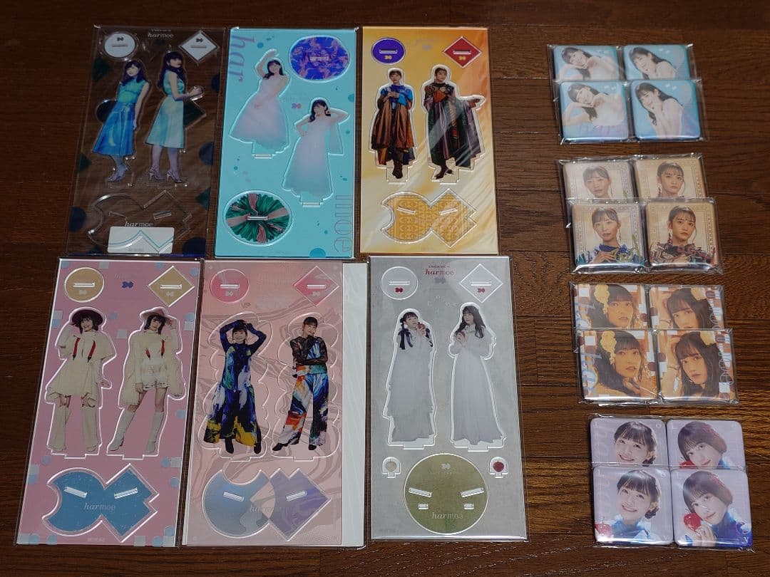 harmoe 岩田陽葵 小泉萌香 アクリルスタンド アクスタ 缶バッジ