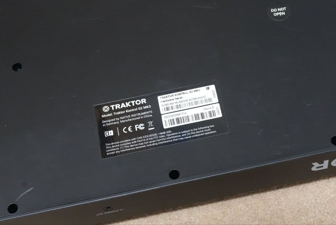 TRAKTOR KONTROL S2　ｍk3 DJコントローラー