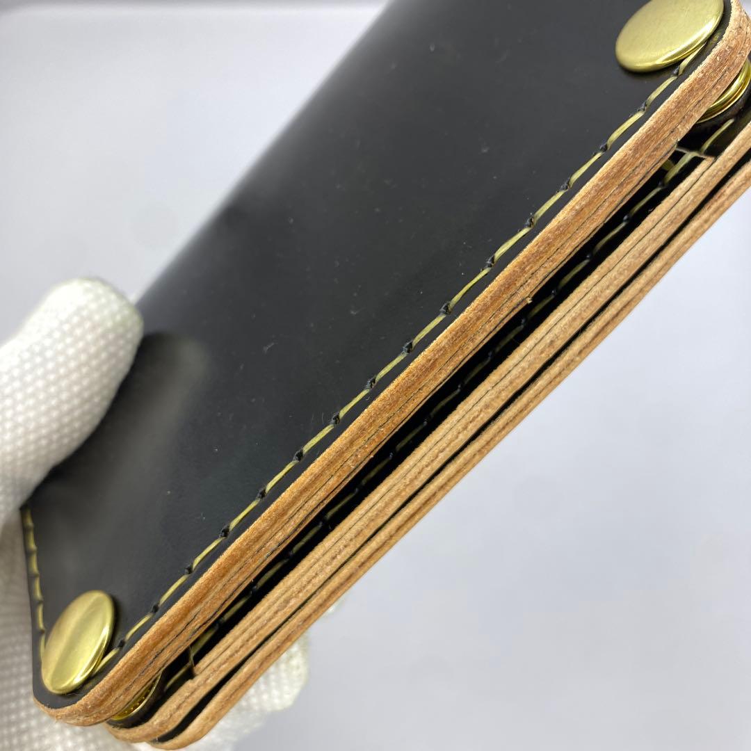 折らずお札収納 真鍮 丘染めブラックの無骨トラッカーウォレット T-MTW729