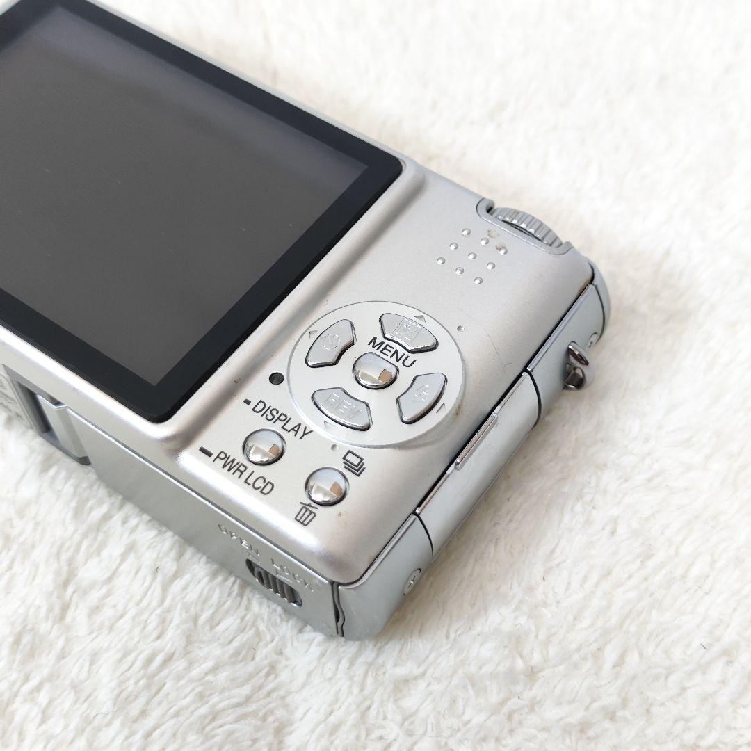 ✨️動作良好✨️コンデジ パナソニック LUMIX DMC-FX8 シルバー
