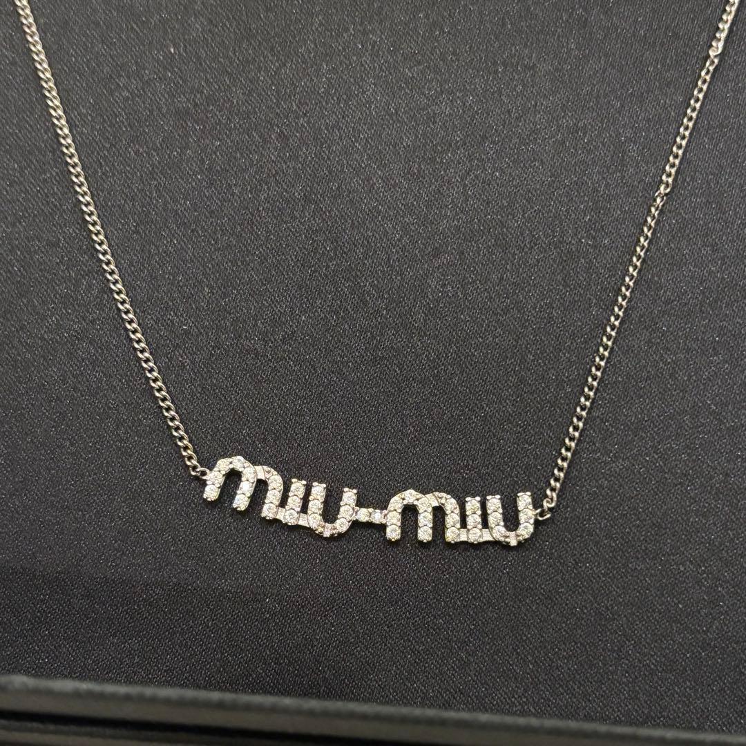 miu miu ロゴネックレス 美品