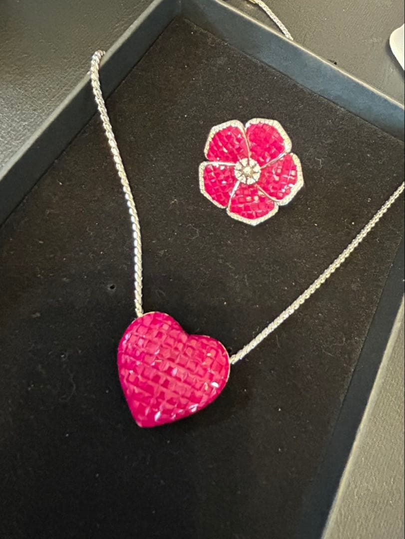 l*i様 ミステリーセッティングシンセテックルビーネックレス