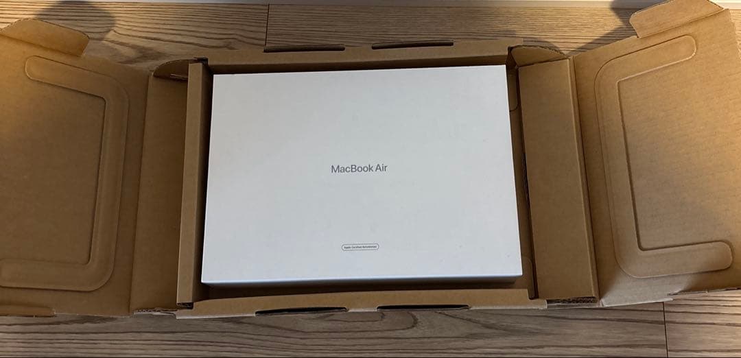 美品❤︎MacBook Air M1チップ スペースグレイ 256GB