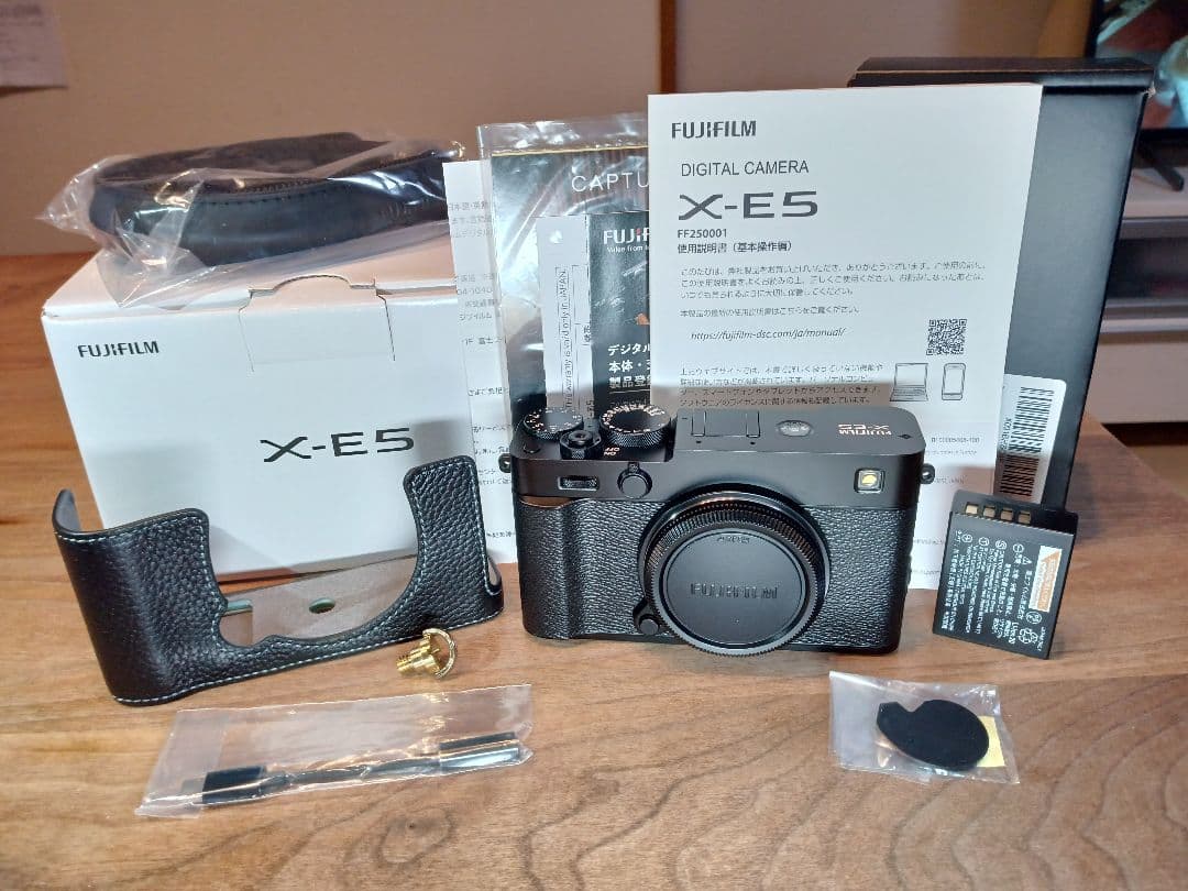 動作確認のみ【S数：2回】 新品 FUJIFILM X-E5 ボディ 返金保証付