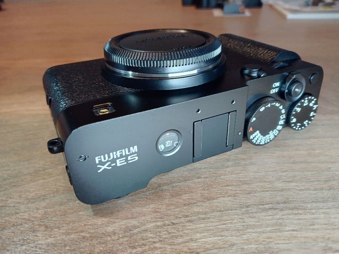 動作確認のみ【S数：2回】 新品 FUJIFILM X-E5 ボディ 返金保証付