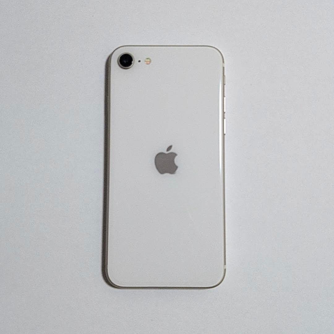 iPhone se 第3世代 128gb スターライト 本体 SIMフリー