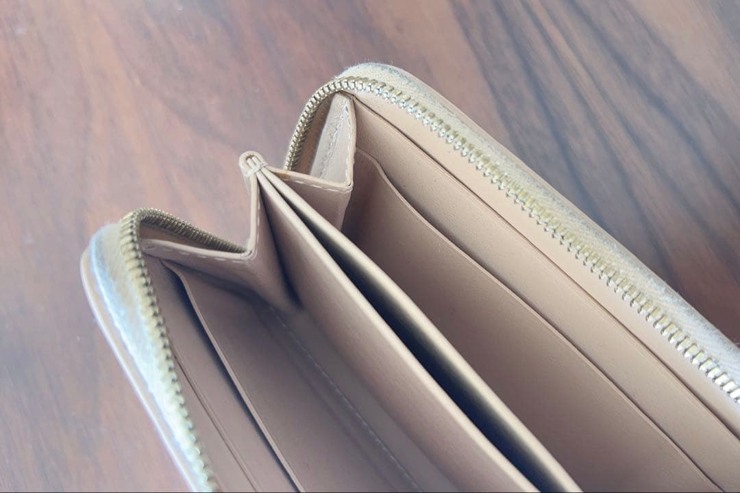 ボッテガヴェネタ ミニ財布　ラウンドジップ イントレチャート