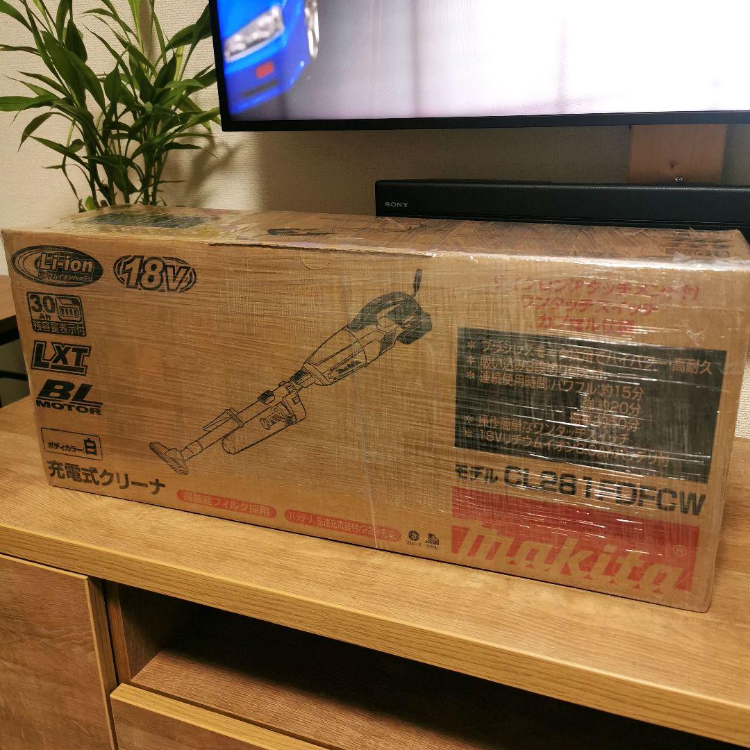 【新品未使用】週末お値下げ♦マキタ掃除機18vサイクロンアタッチメント付き