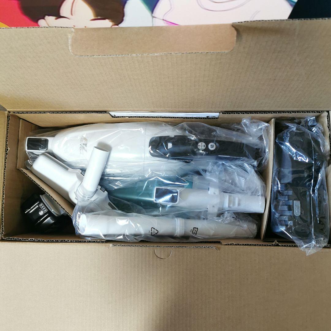 【新品未使用】週末お値下げ♦マキタ掃除機18vサイクロンアタッチメント付き