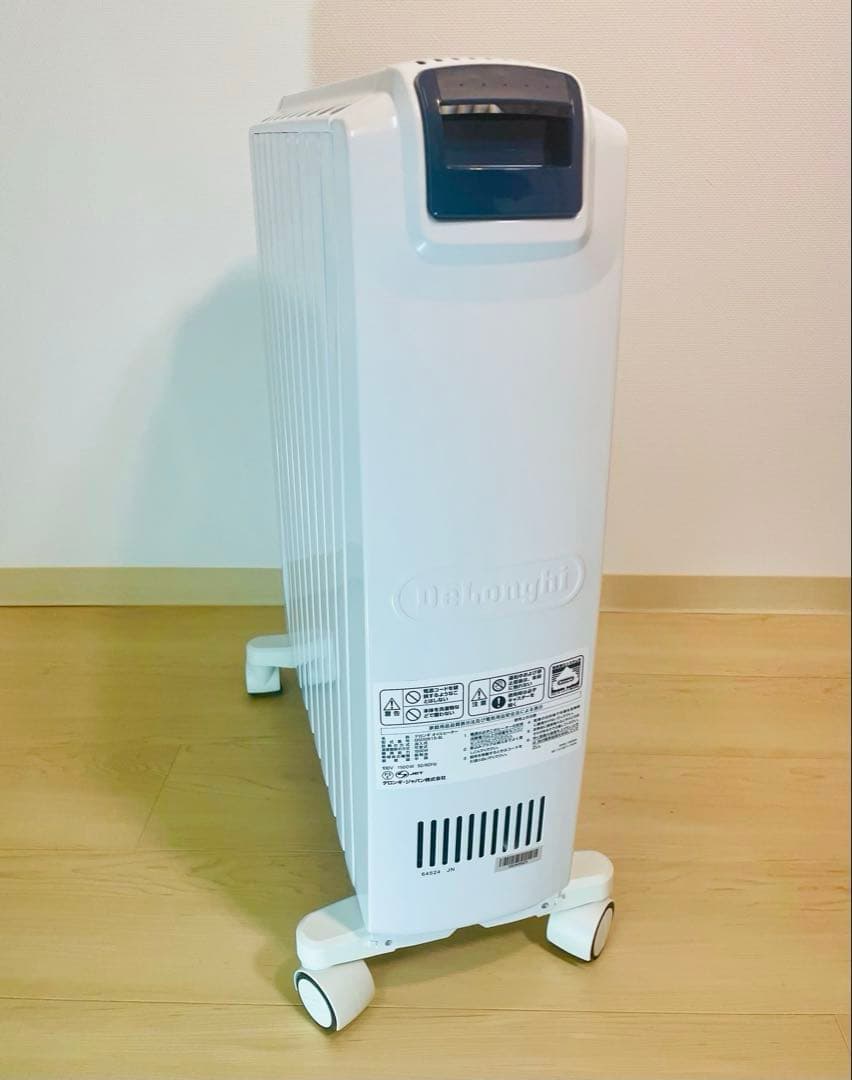 【値下しました】 デロンギ オイルヒーター ドQSD0915-BL