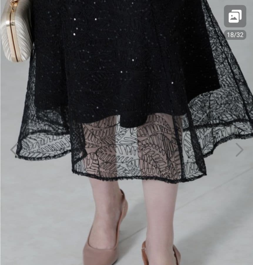 エレガントなブラックパーティードレス