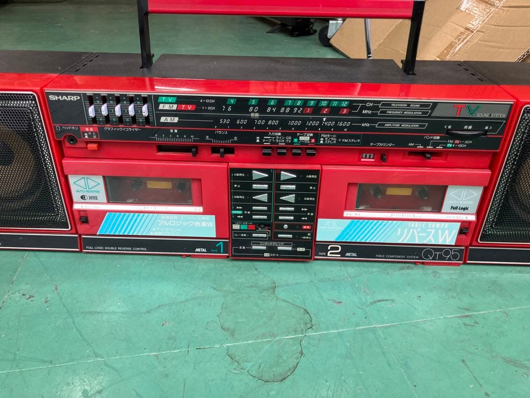 [中古]SHARP QT-95 赤色ラジカセ