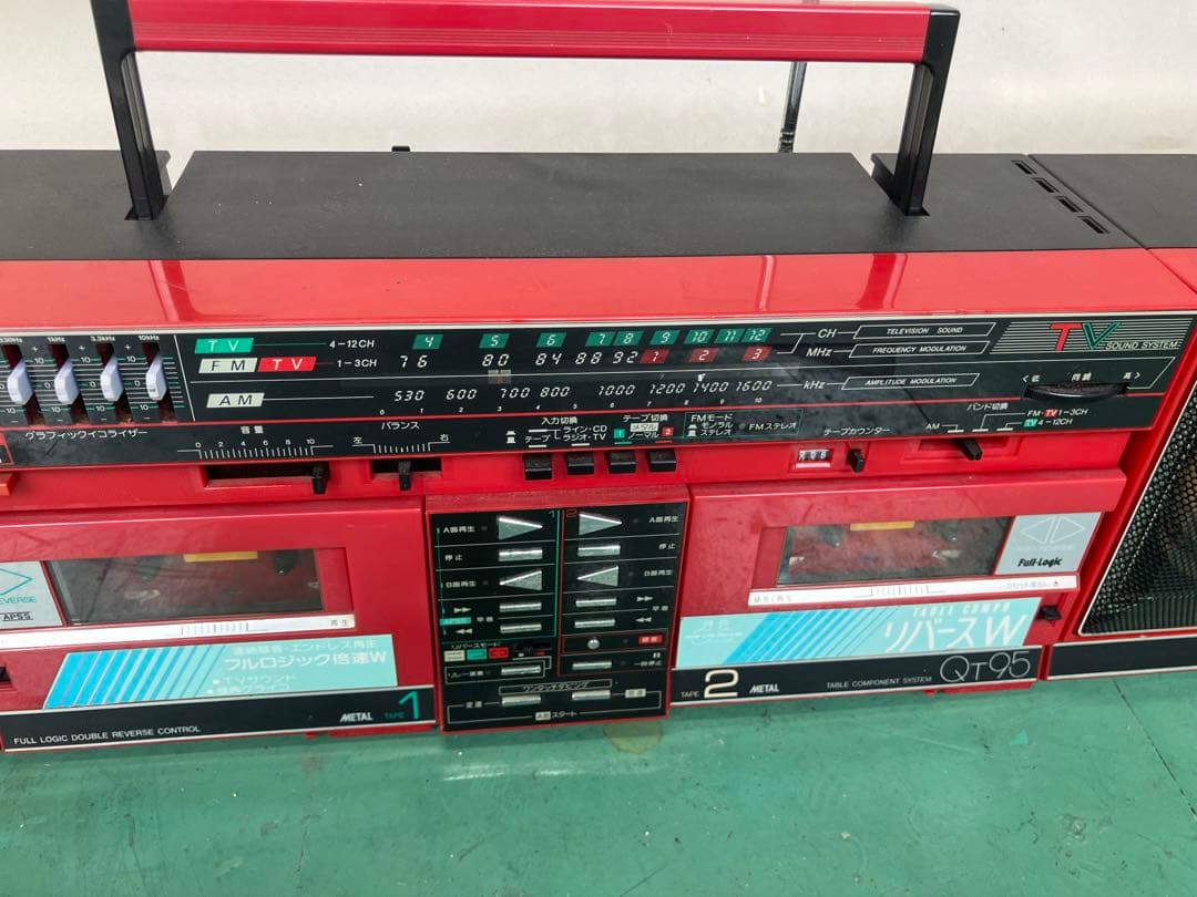 [中古]SHARP QT-95 赤色ラジカセ