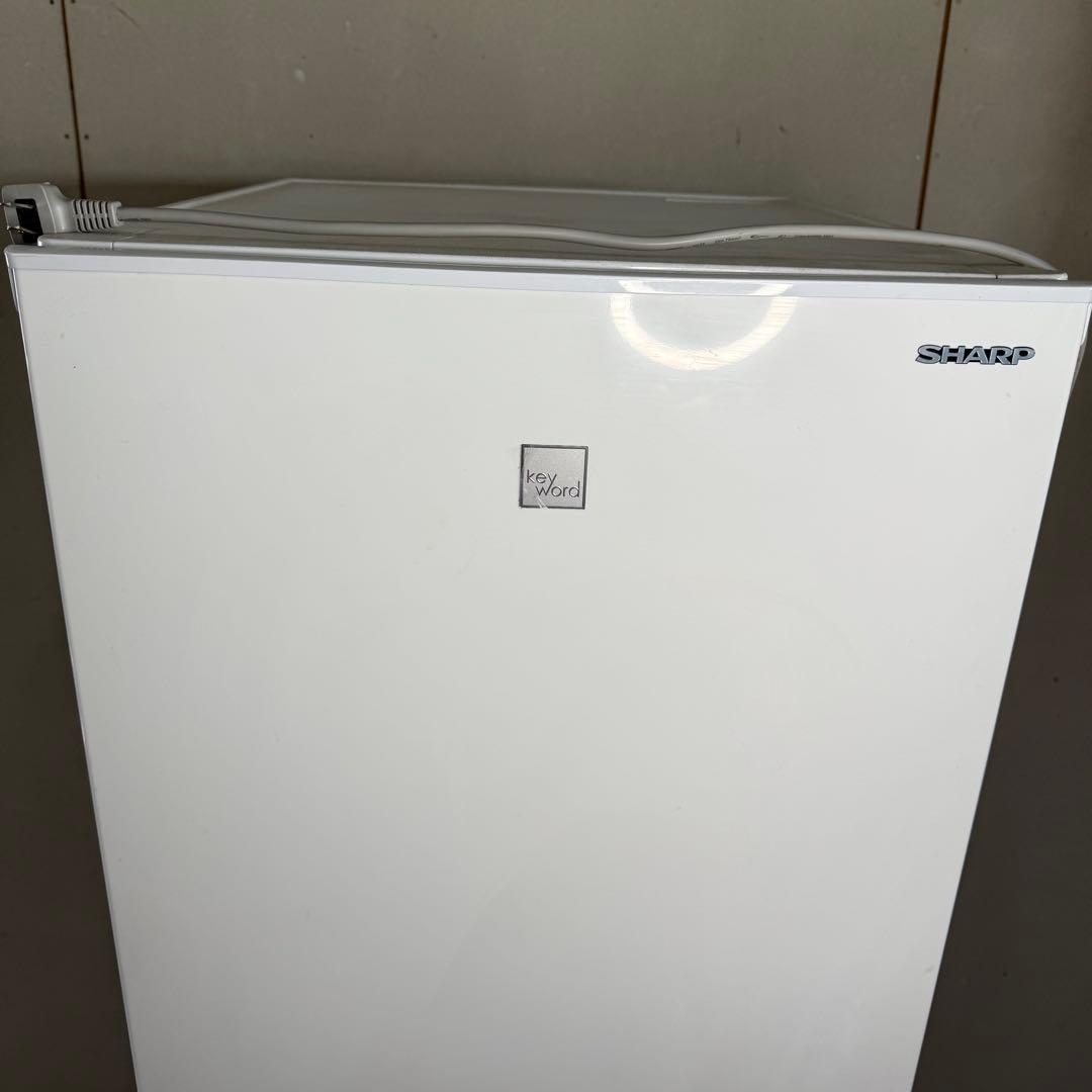 【207】SHARP 冷蔵庫　SJ-18E8-KW 179L 2021年